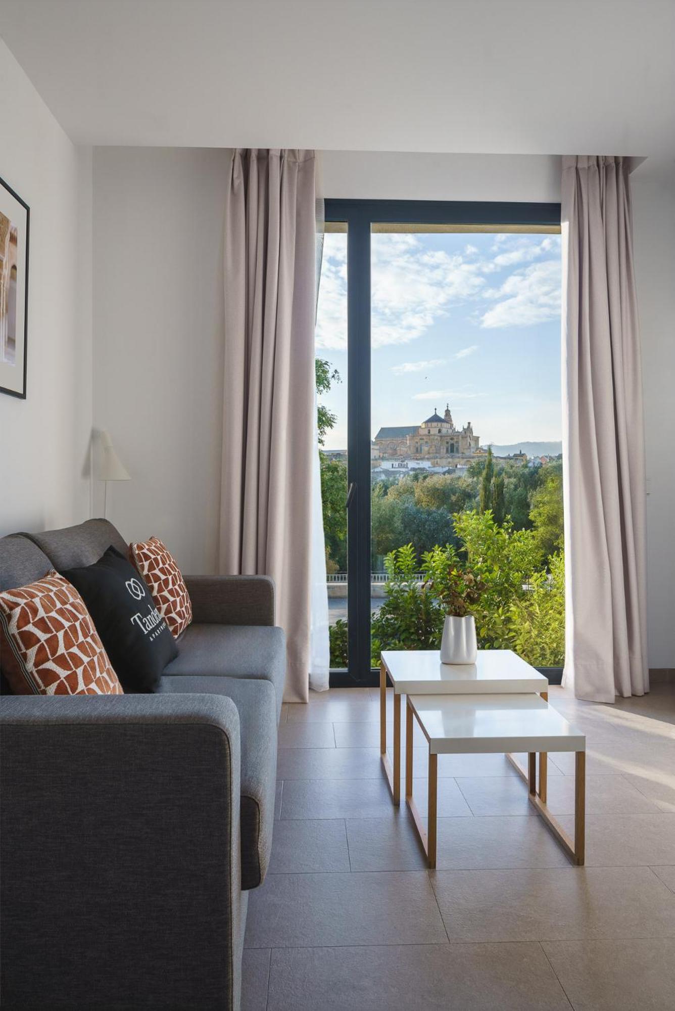 Апартаменты Tandem Torre De La Calahorra Кордова Экстерьер фото