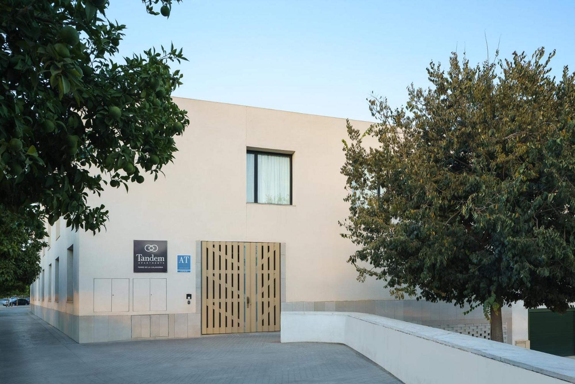 Апартаменты Tandem Torre De La Calahorra Кордова Экстерьер фото
